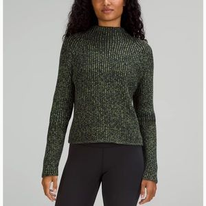 NWT Lululemon sweater size 10/14
